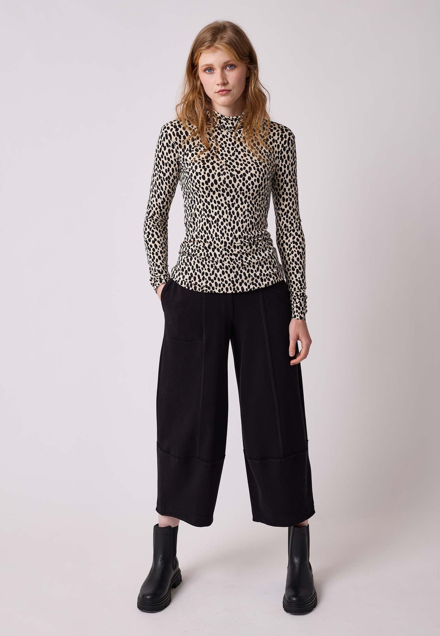 Roll-neck sweater, model Anna