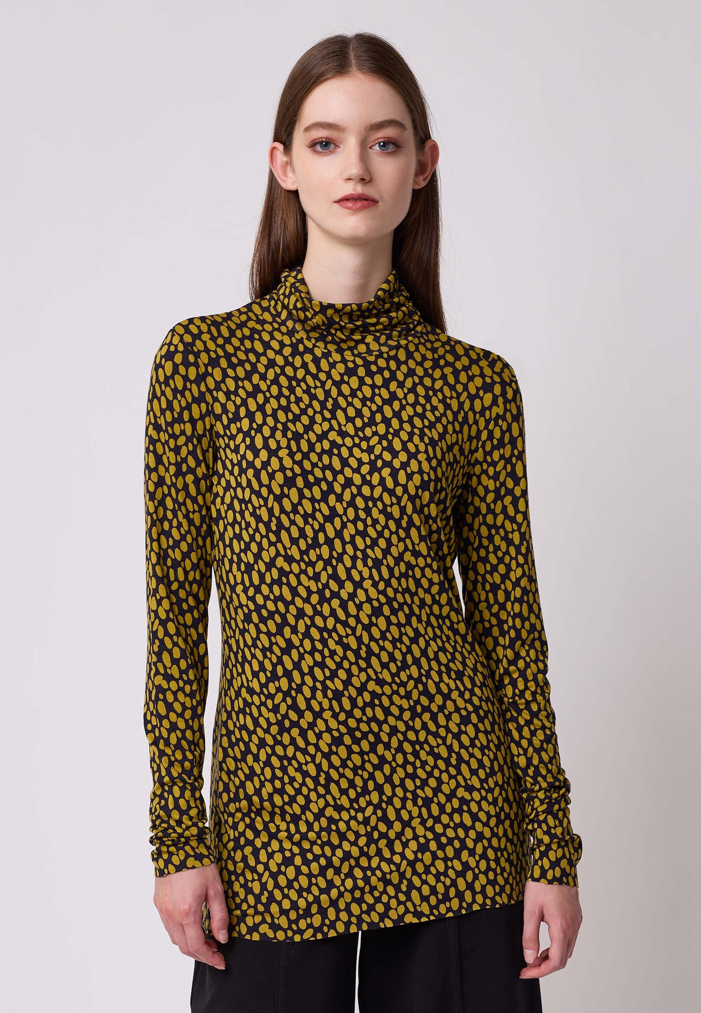 Roll-neck sweater, model Anna