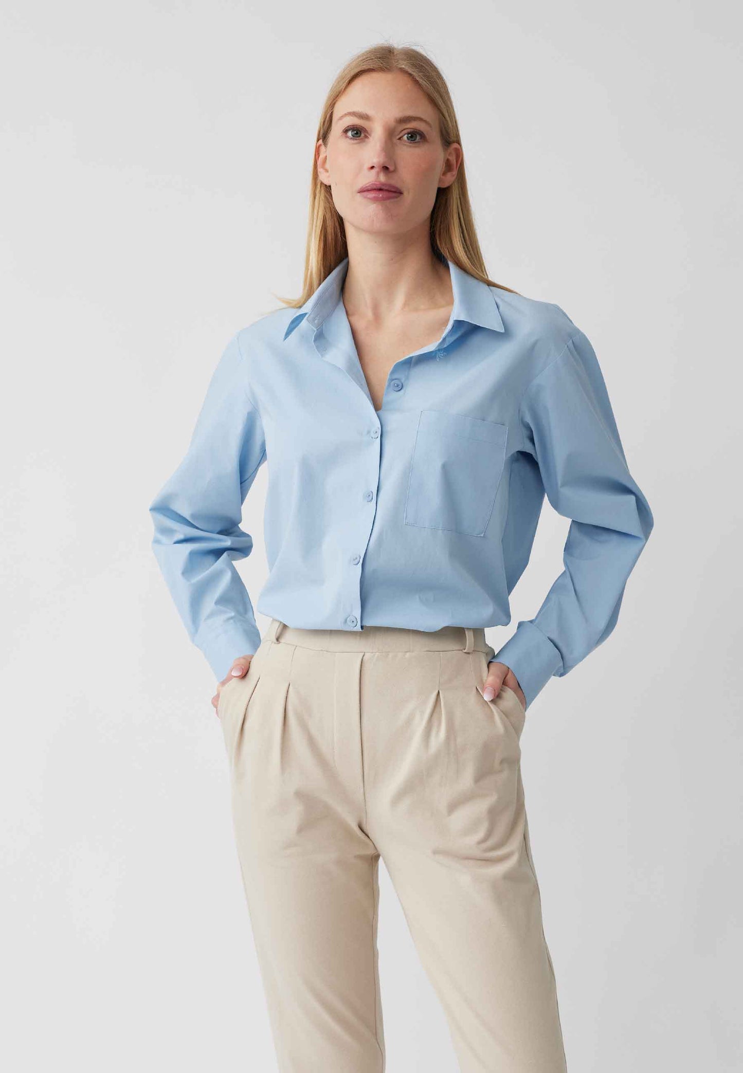Blouse, model Cecilia