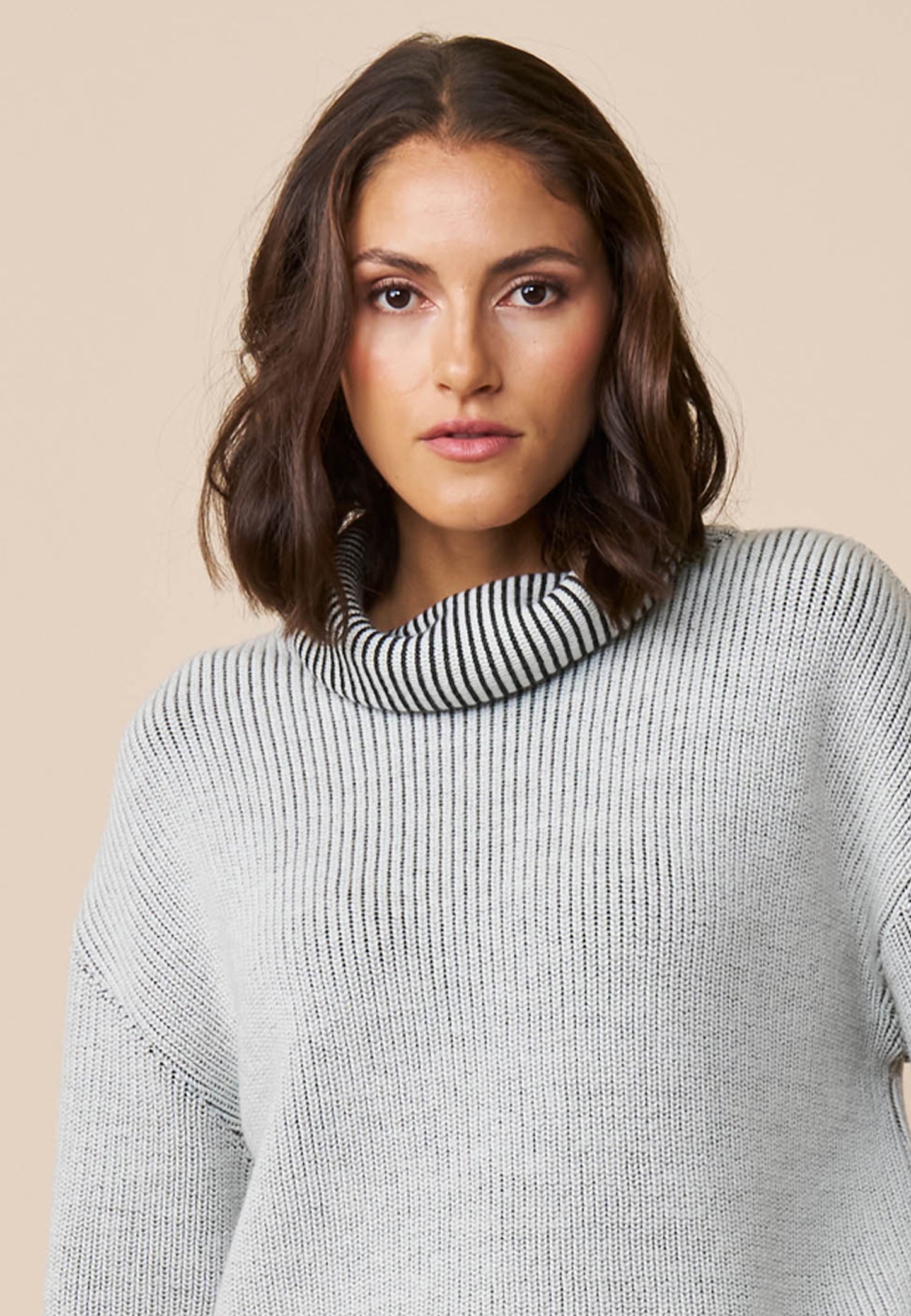 Pullover-damen-bio-schurwolle-grau