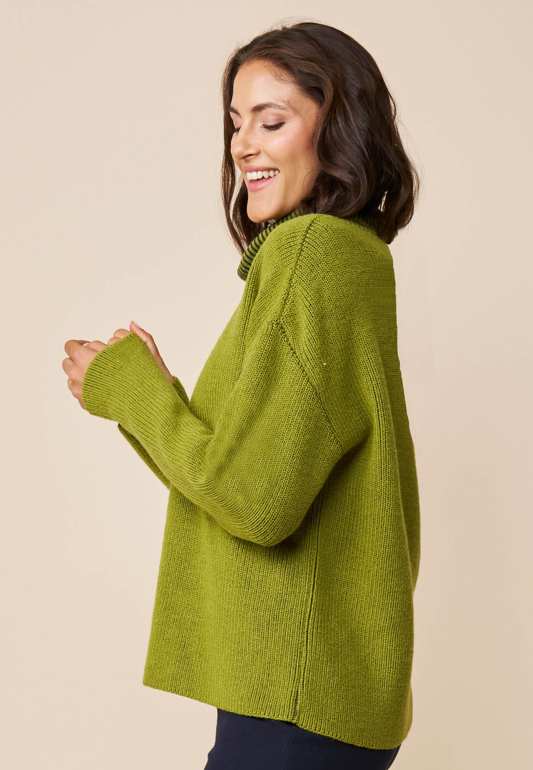 Pullover-damen-bio-schurwolle-grün