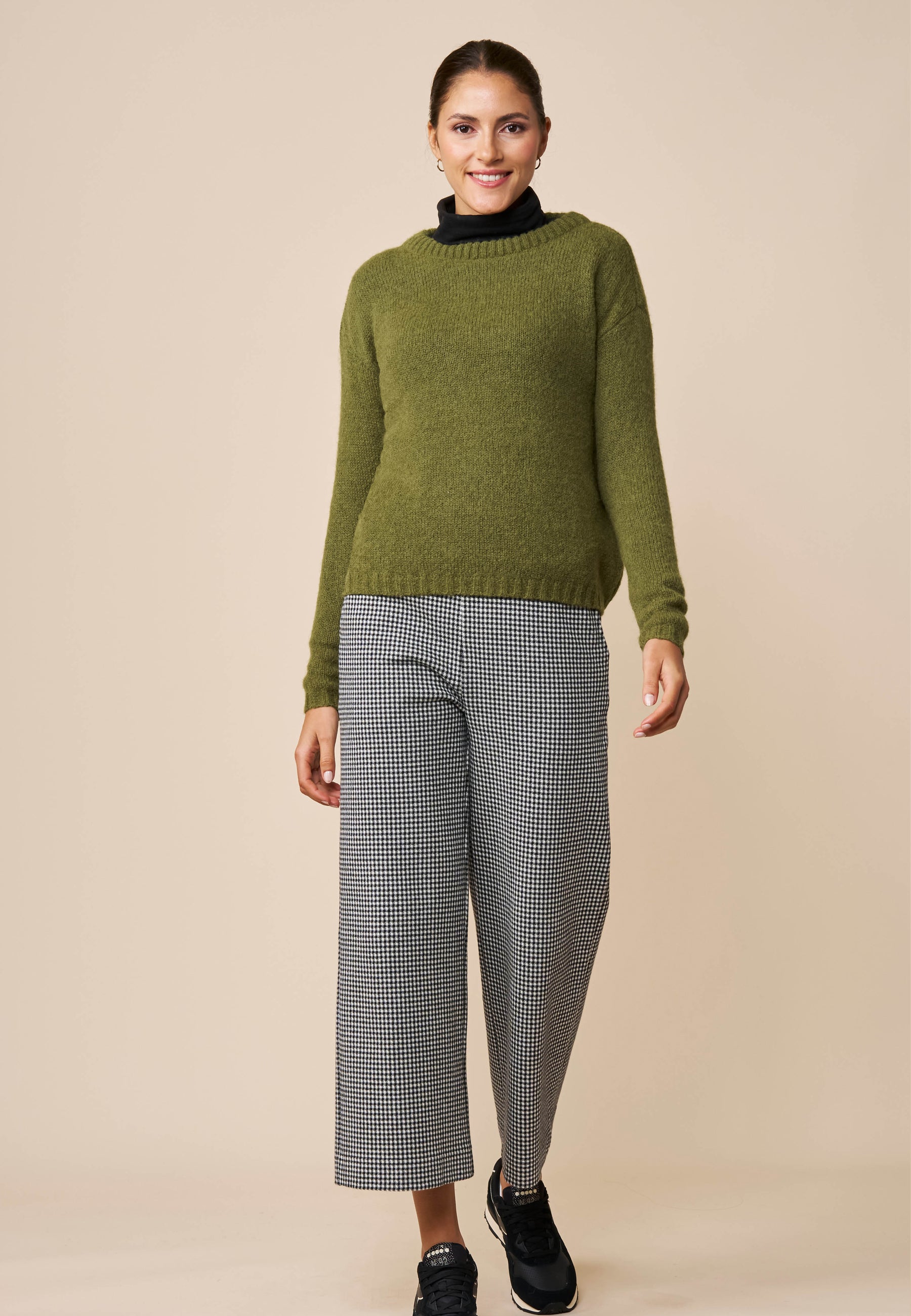 Pullover-nikola-damen-wolle-grün