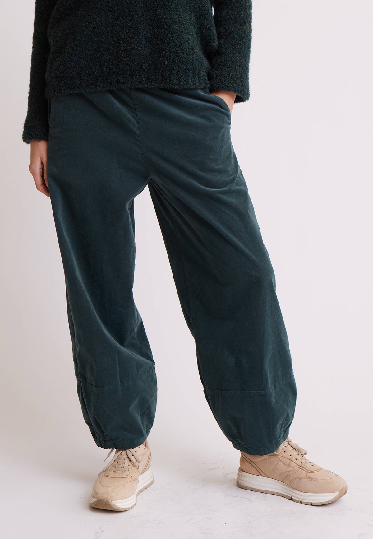 Hose, Modell Kira
