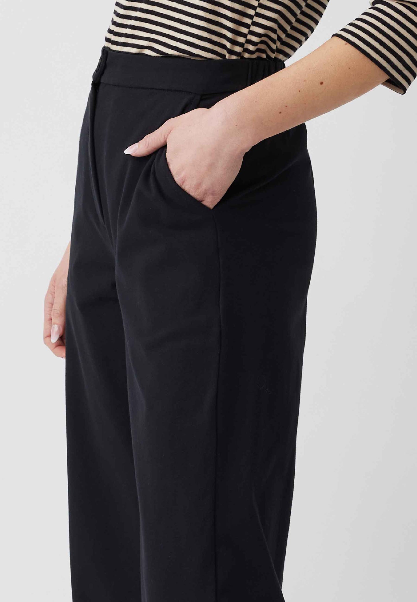 Trousers, model Susana