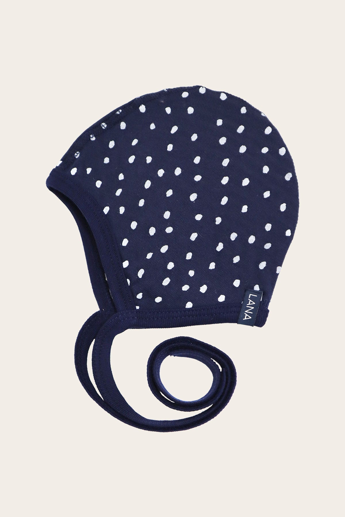 Wendemütze Modell Momo marine mit weißen Tupfen Bio Baumwolle nachhaltige Baby Mütze