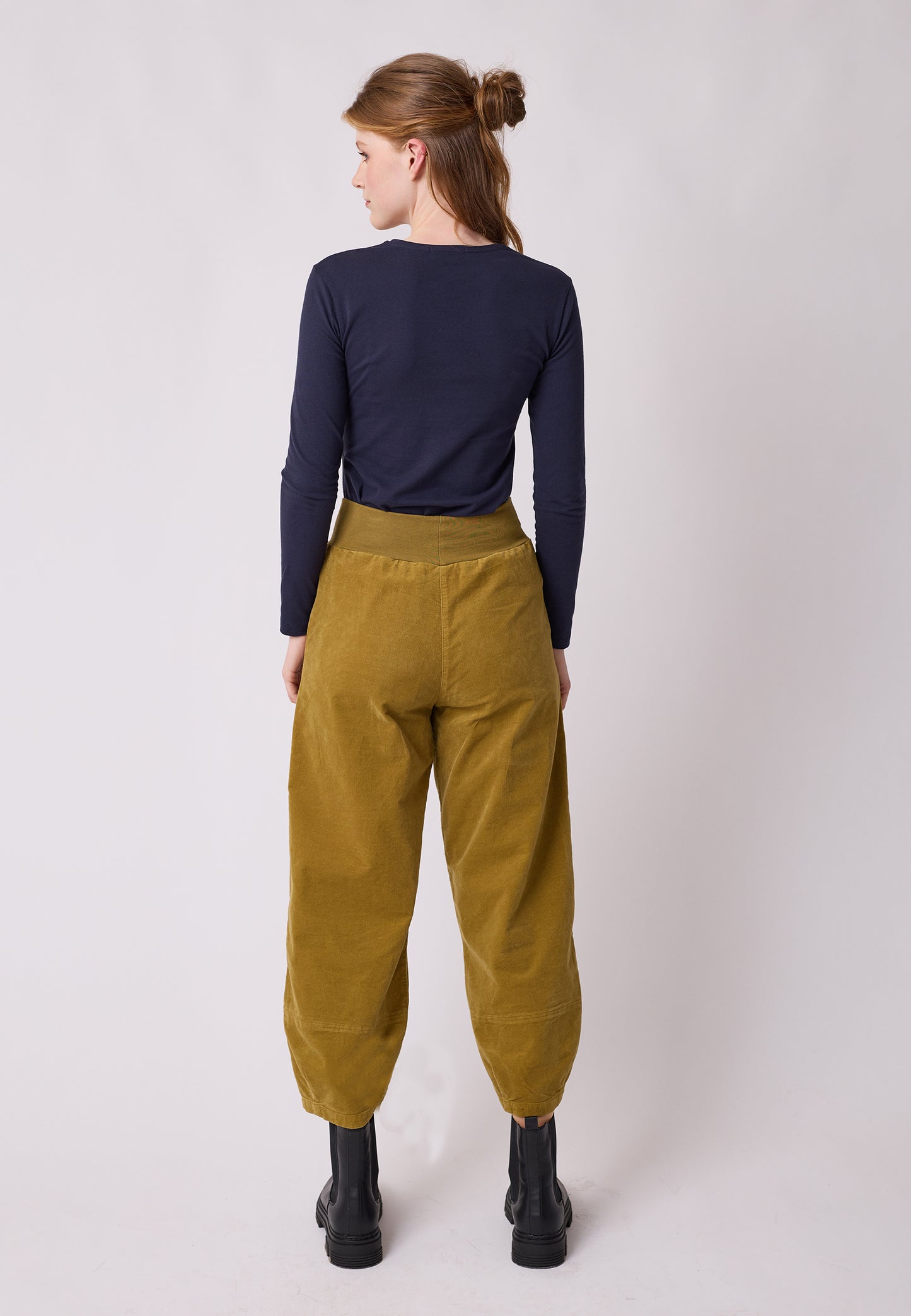 Pants, model Kira