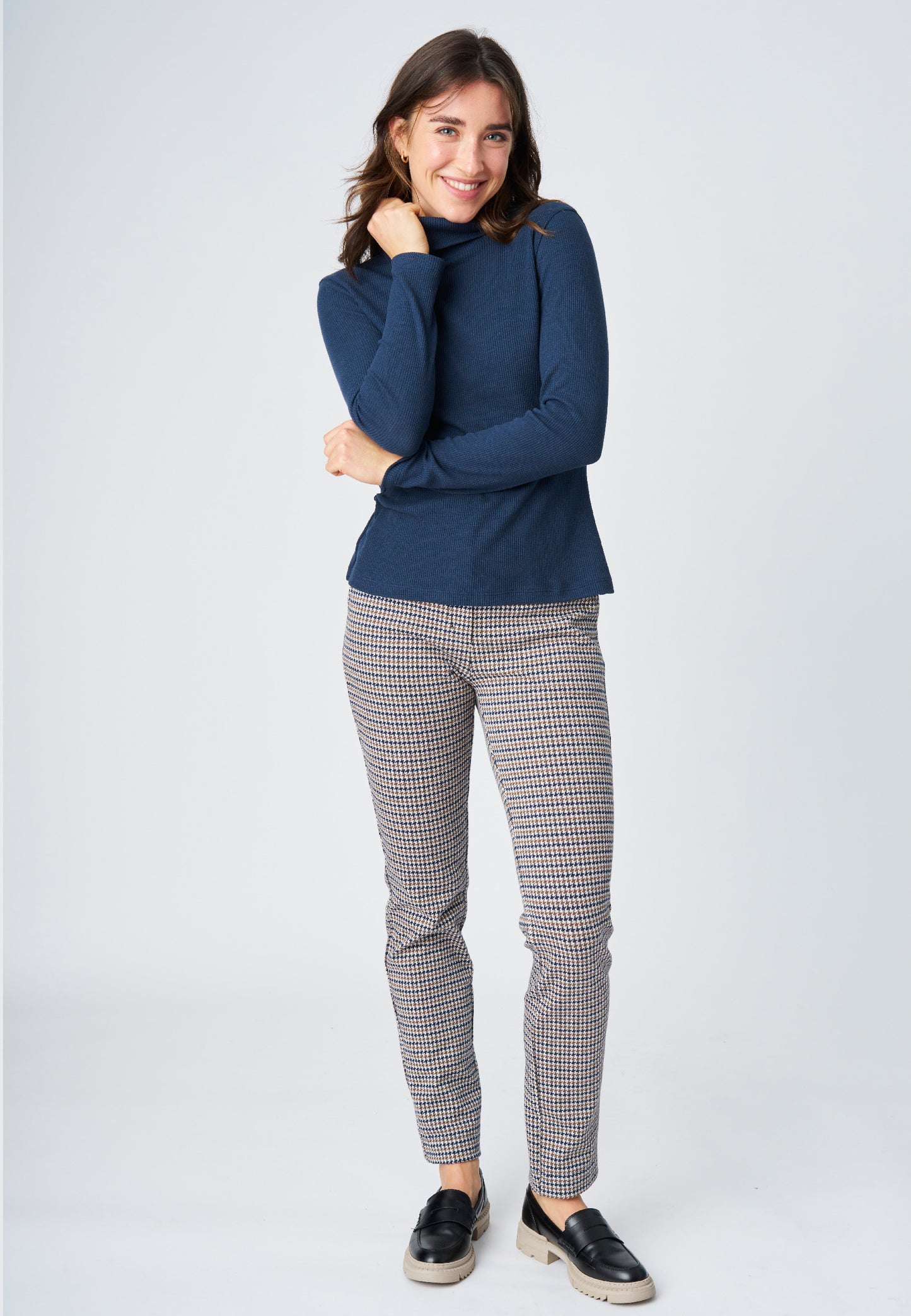 Roll-neck sweater, model Kaja