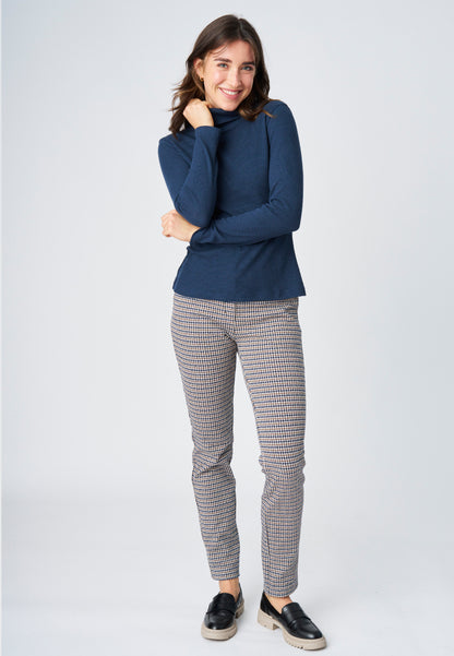 Roll-neck sweater, model Kaja
