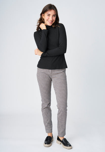 Roll-neck sweater, model Kaja