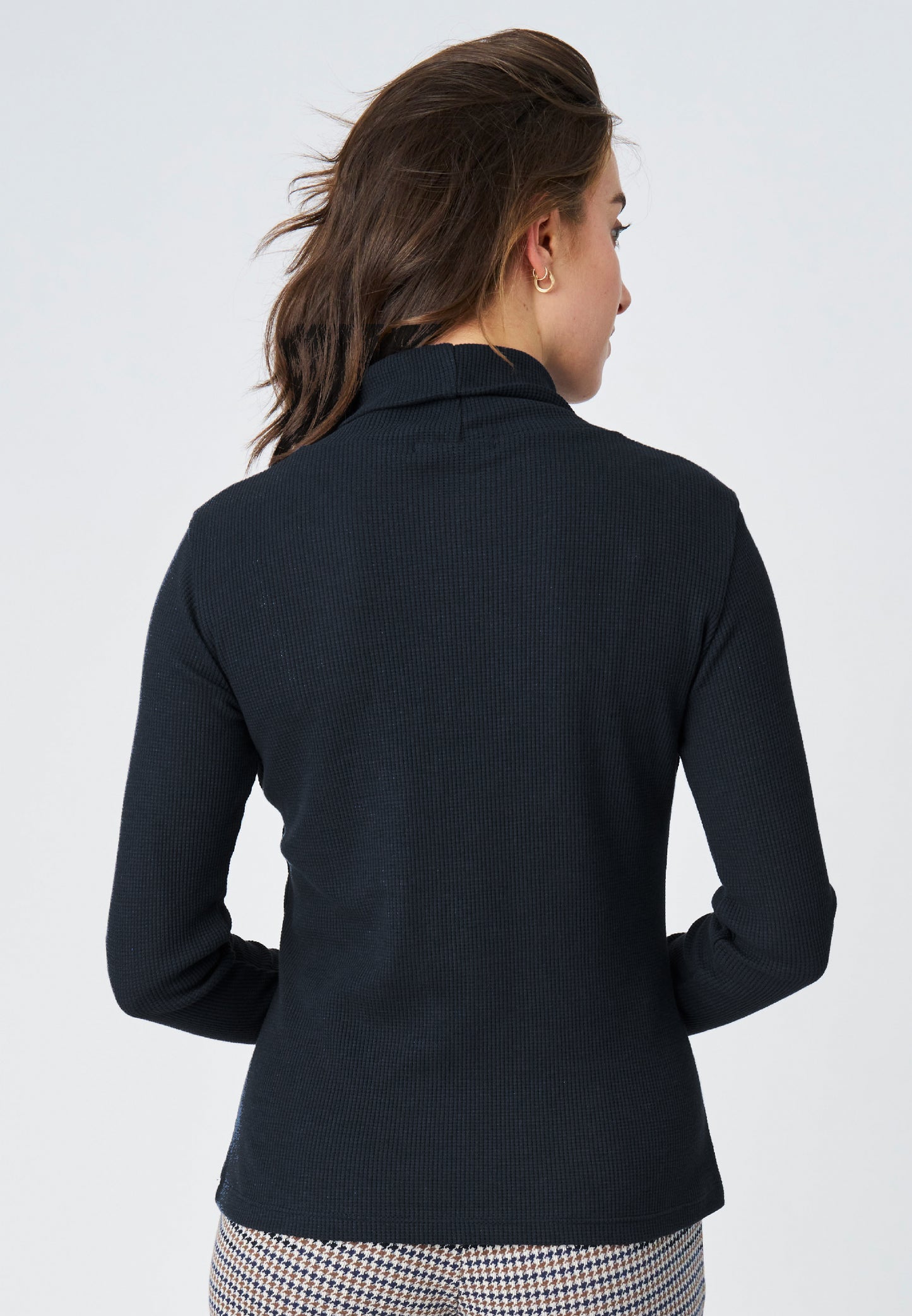 Roll-neck sweater, model Kaja