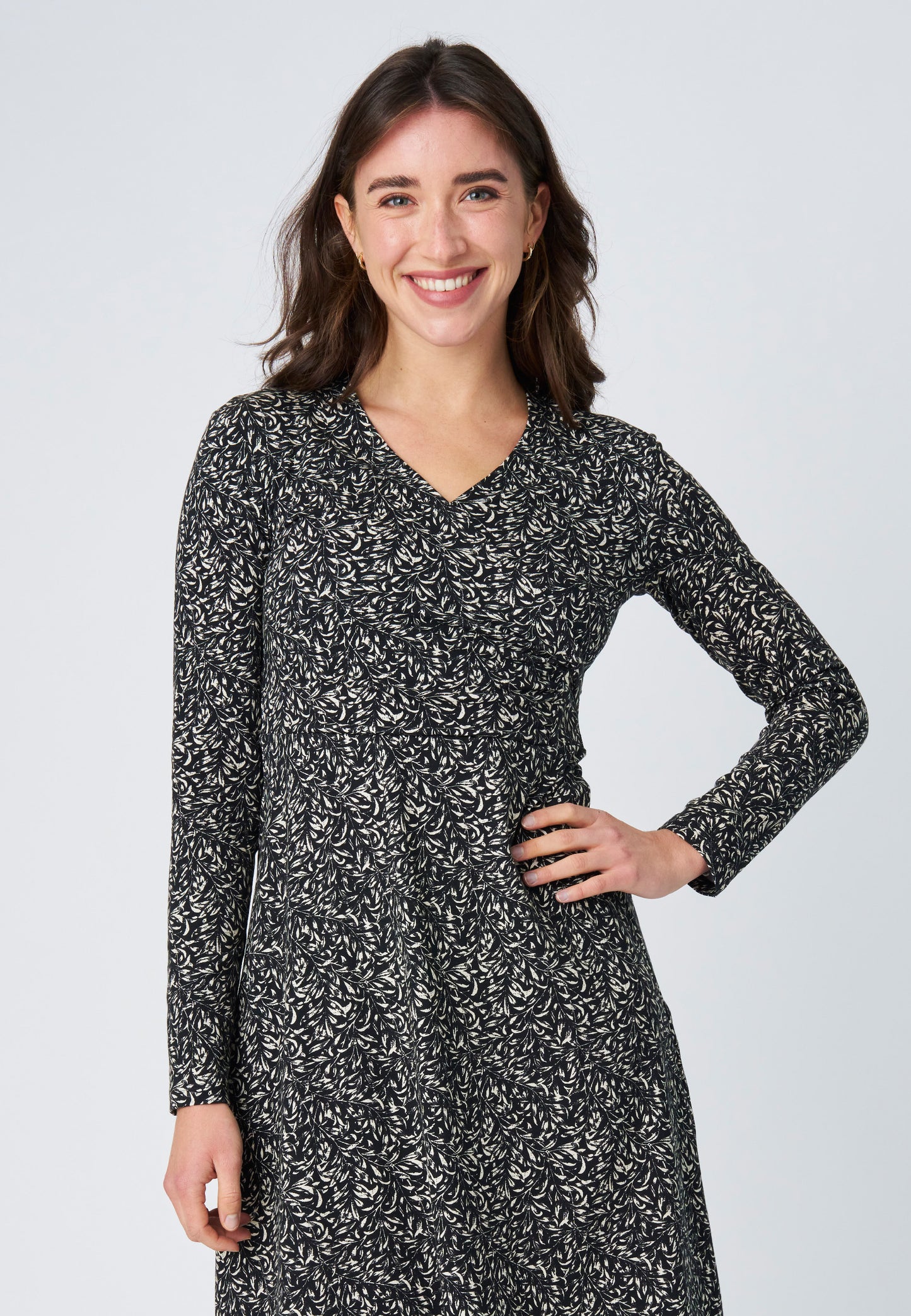 Wrap dress, model Joelle