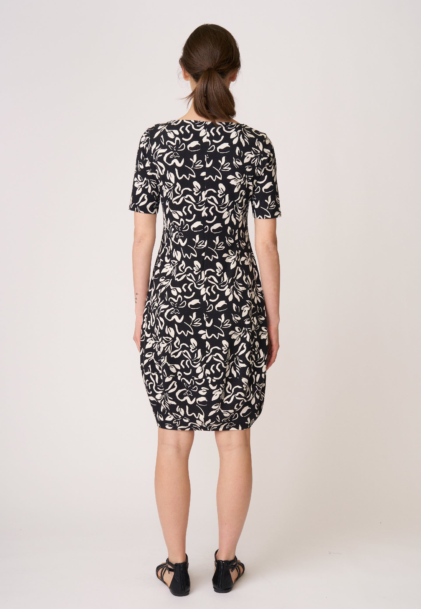 Kleid, Modell Miju
