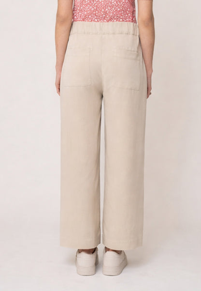 Trousers, Jarina style