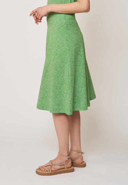 Rock, Modell Mila in lebhaftem Grün mit zartem Muster und schwingendem Schnitt für sommerliche Eleganz