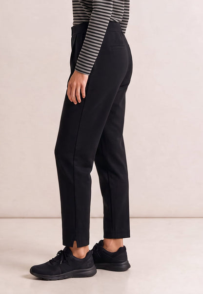 Trousers, style Regina