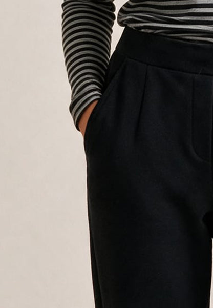 Trousers, style Regina