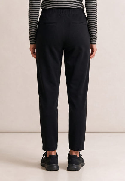 Trousers, style Regina