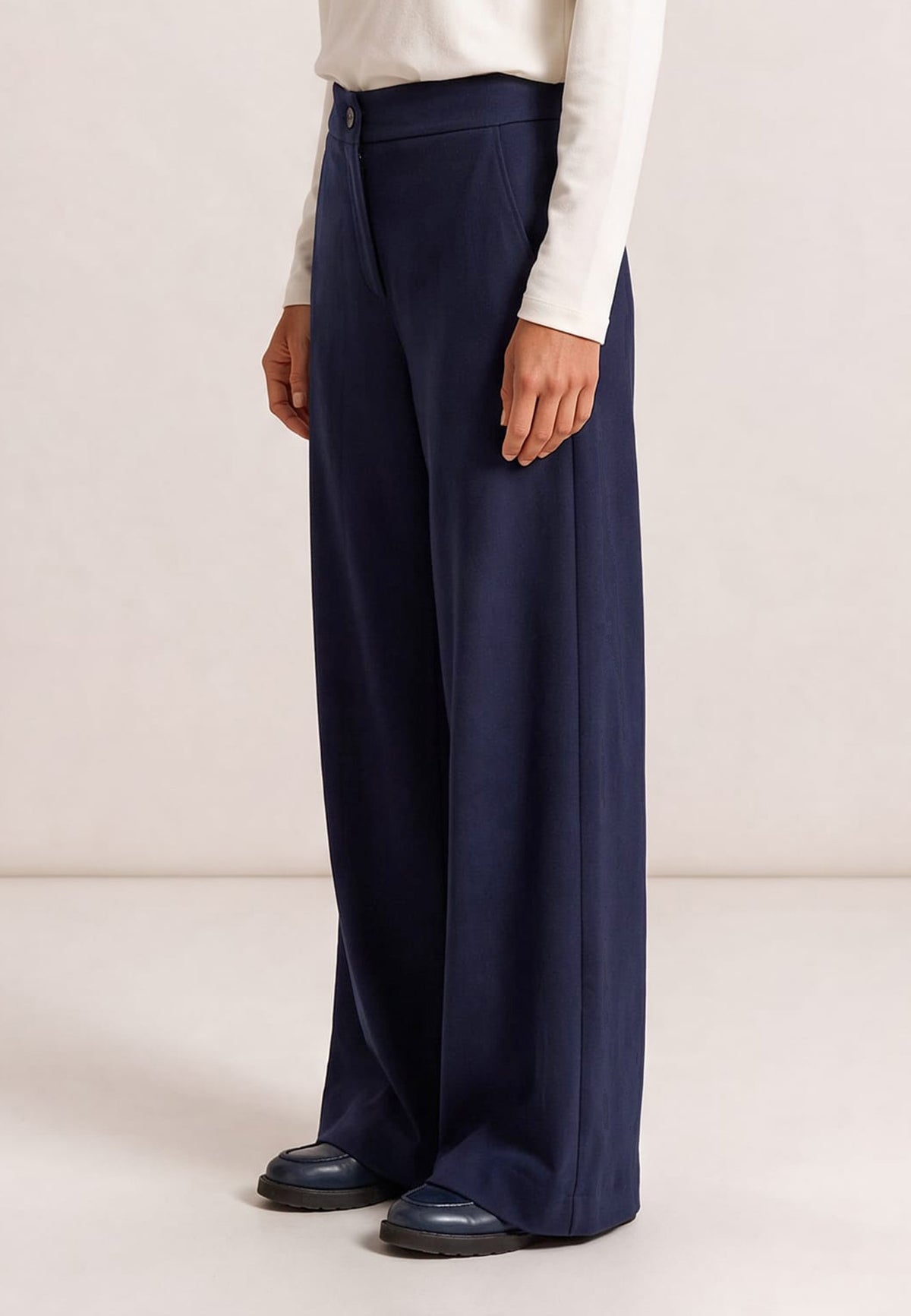 Pants, model Susana