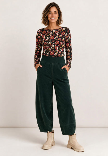 Hose, Modell Kira
