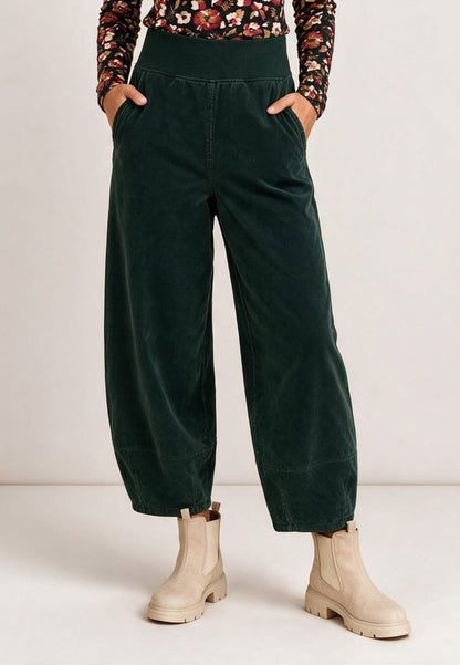 Hose, Modell Kira