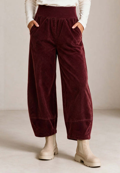 Hose, Modell Kira