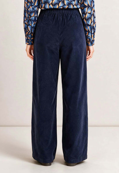 Hose, Modell Tess