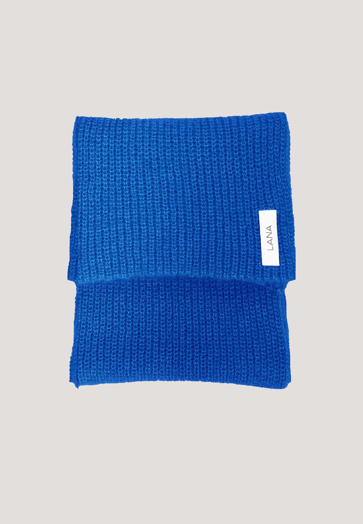 Scarf, Solange model