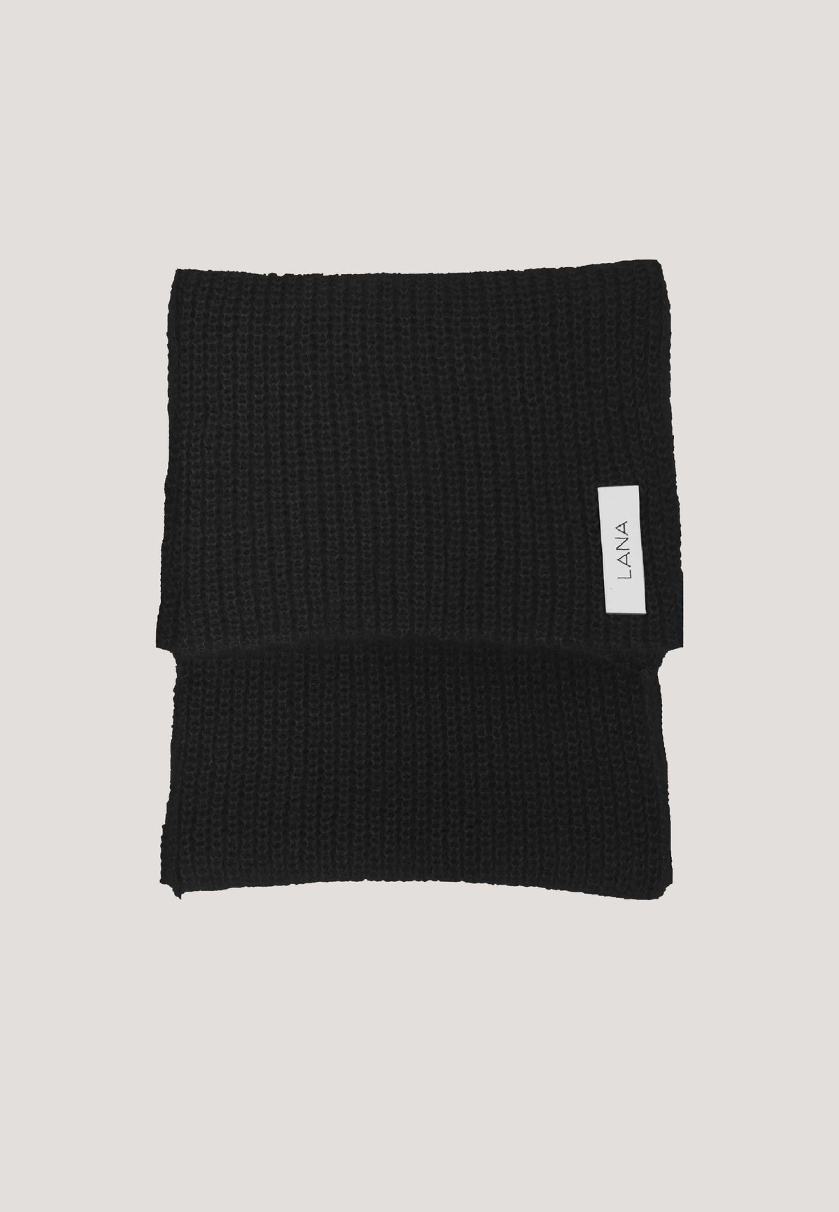 Scarf, Solange model