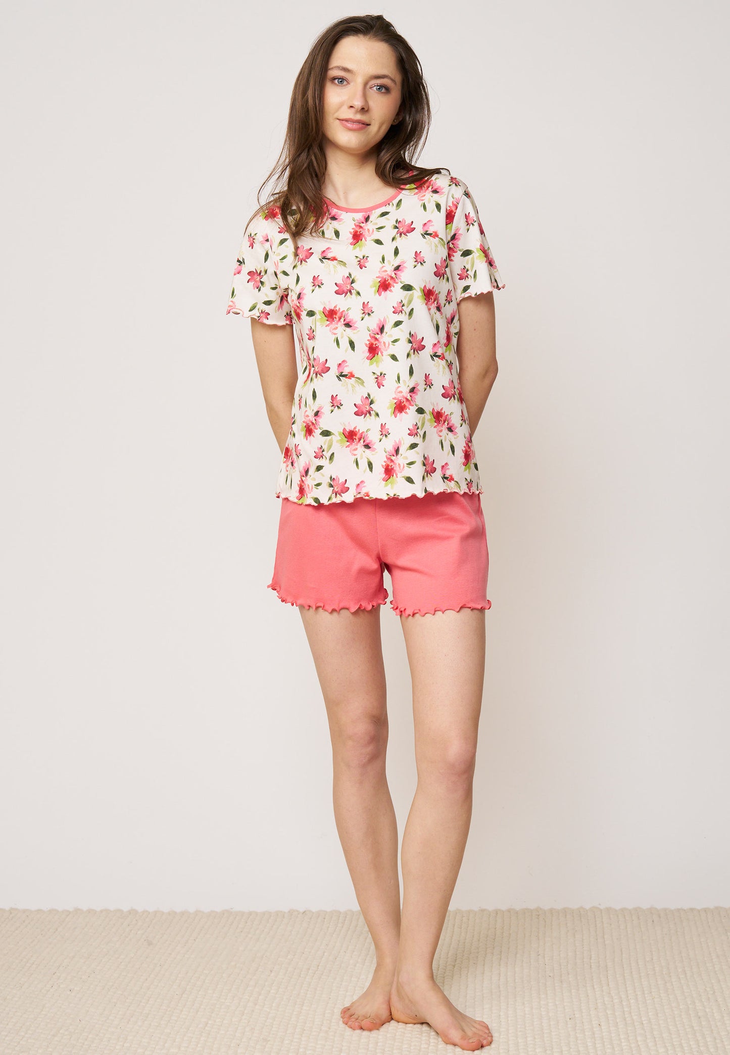 Sleep shorts, model Holly