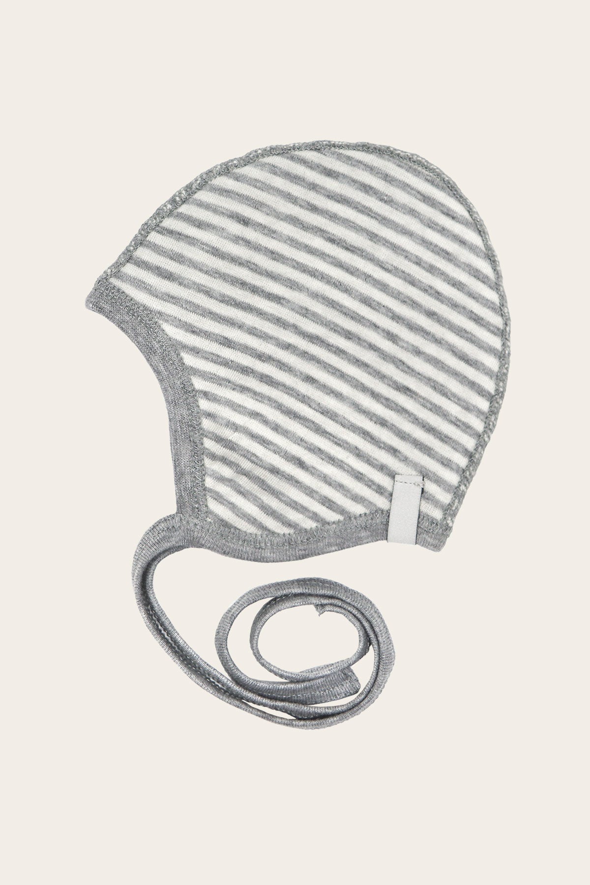 Bonnet réversible, modèle Momo
